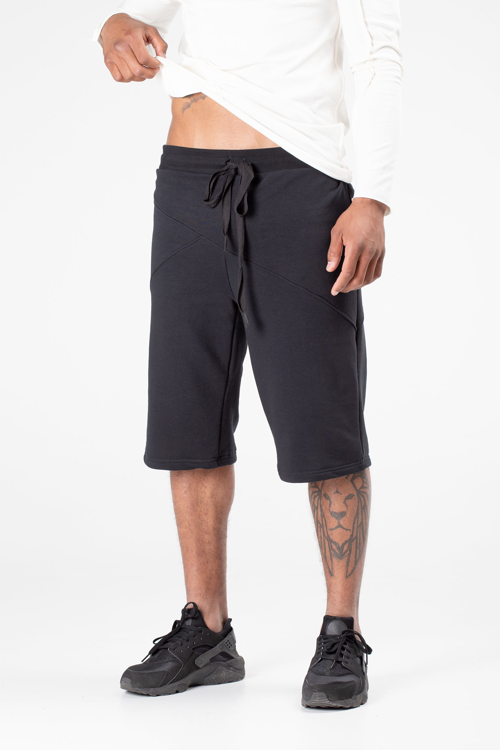 Men black summer shorts with zipped pockets
