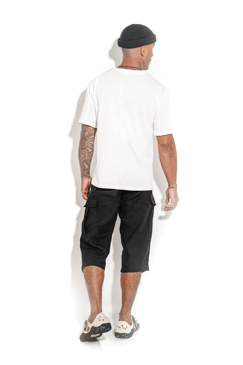 Natural White T-shirt with a geometric seam