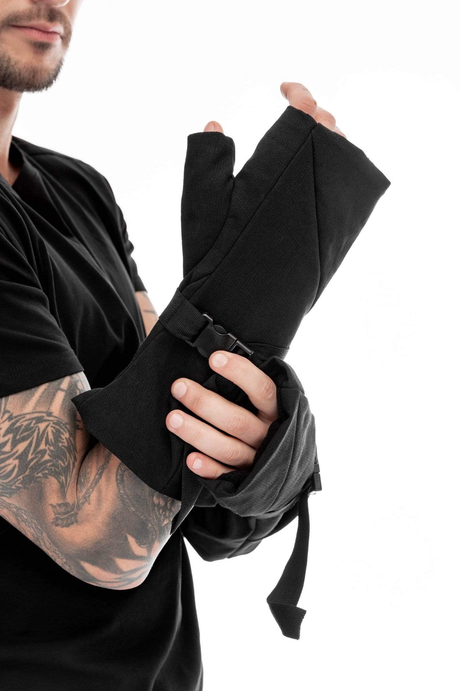 MDNT45 Bassui Mittens