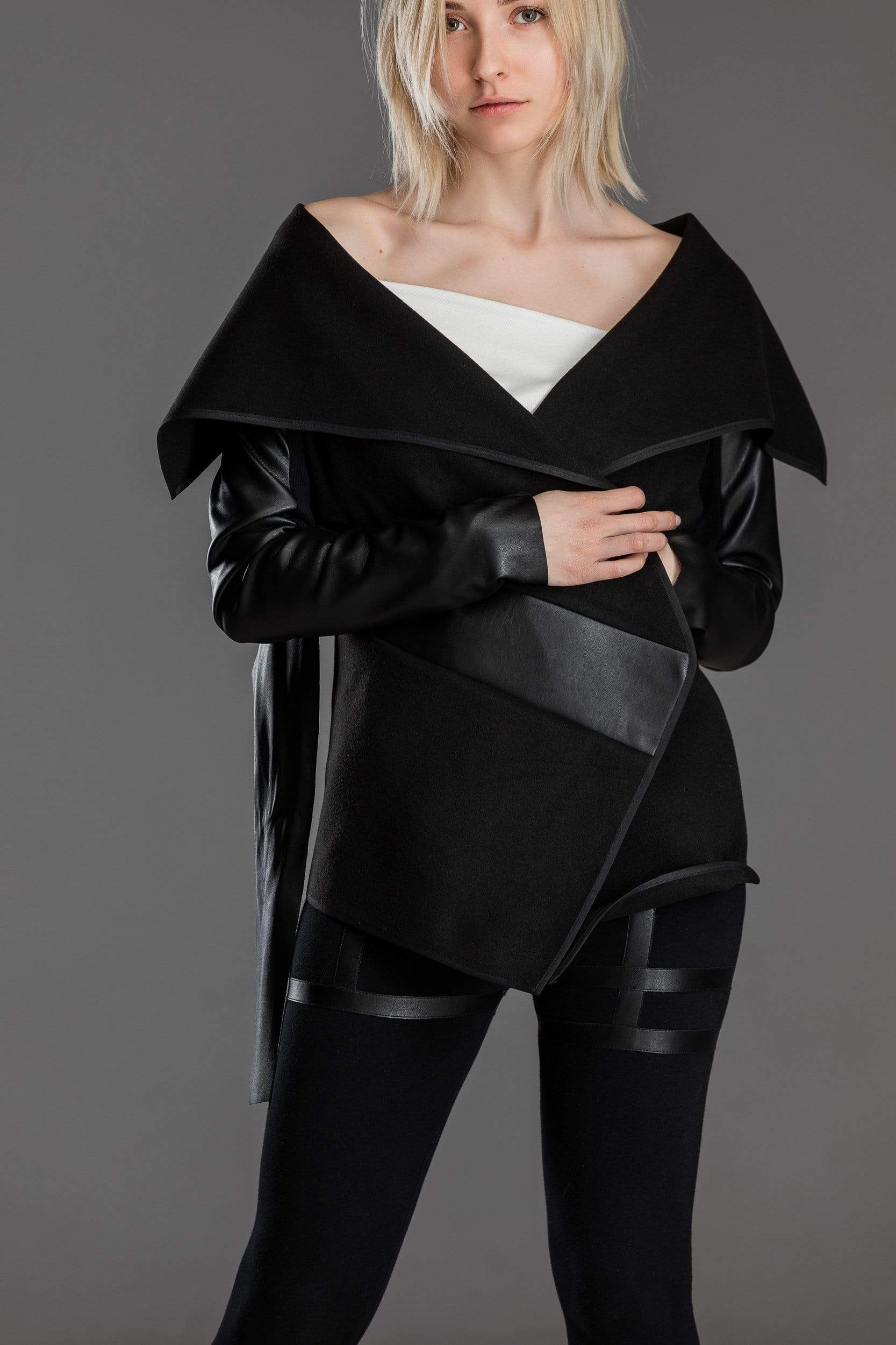 MDNT45 Coats & Jackets for Woman Asymmetric black jacket