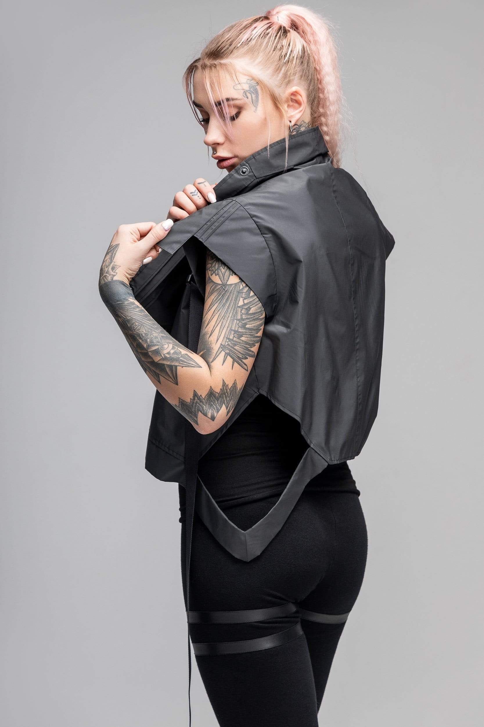 MDNT45 Coats & Jackets for Woman Black cropped jacket