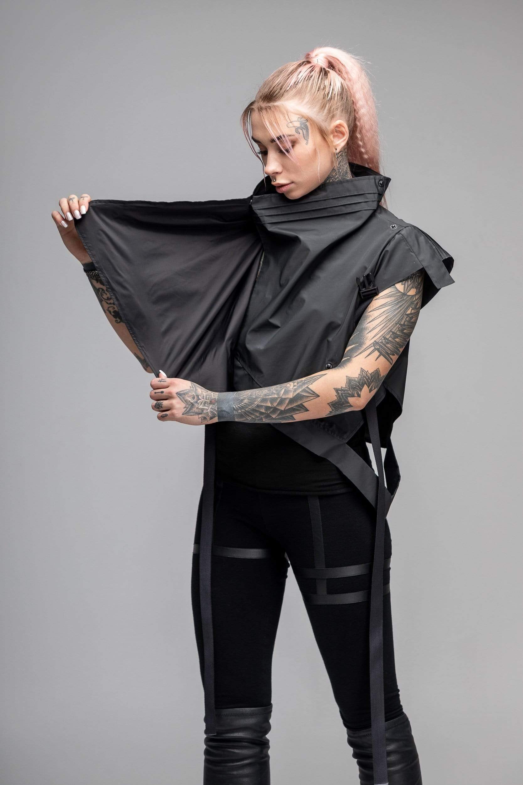 MDNT45 Coats & Jackets for Woman Black cropped jacket