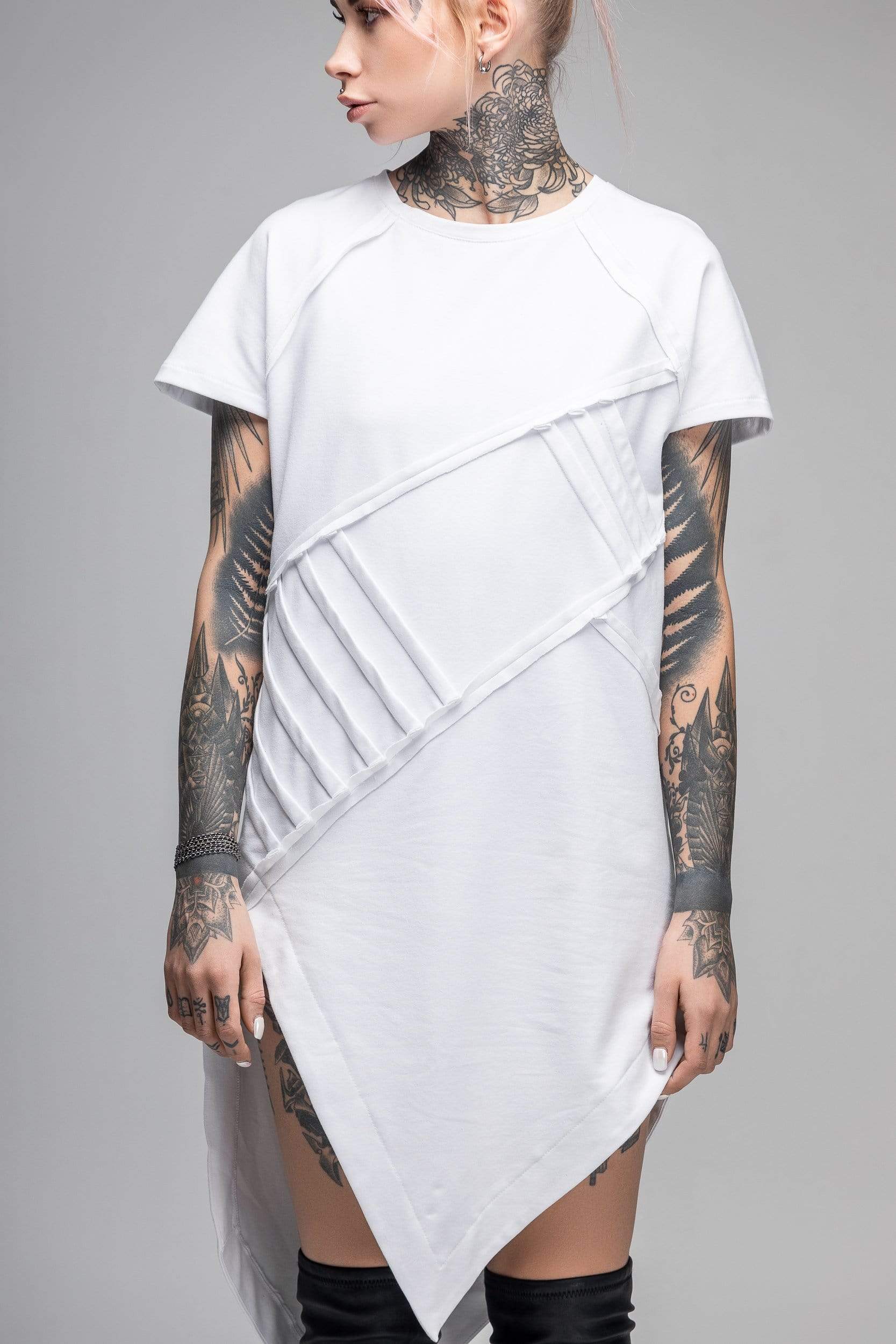 MDNT45 Dresses Asymmetric white T-shirt dress