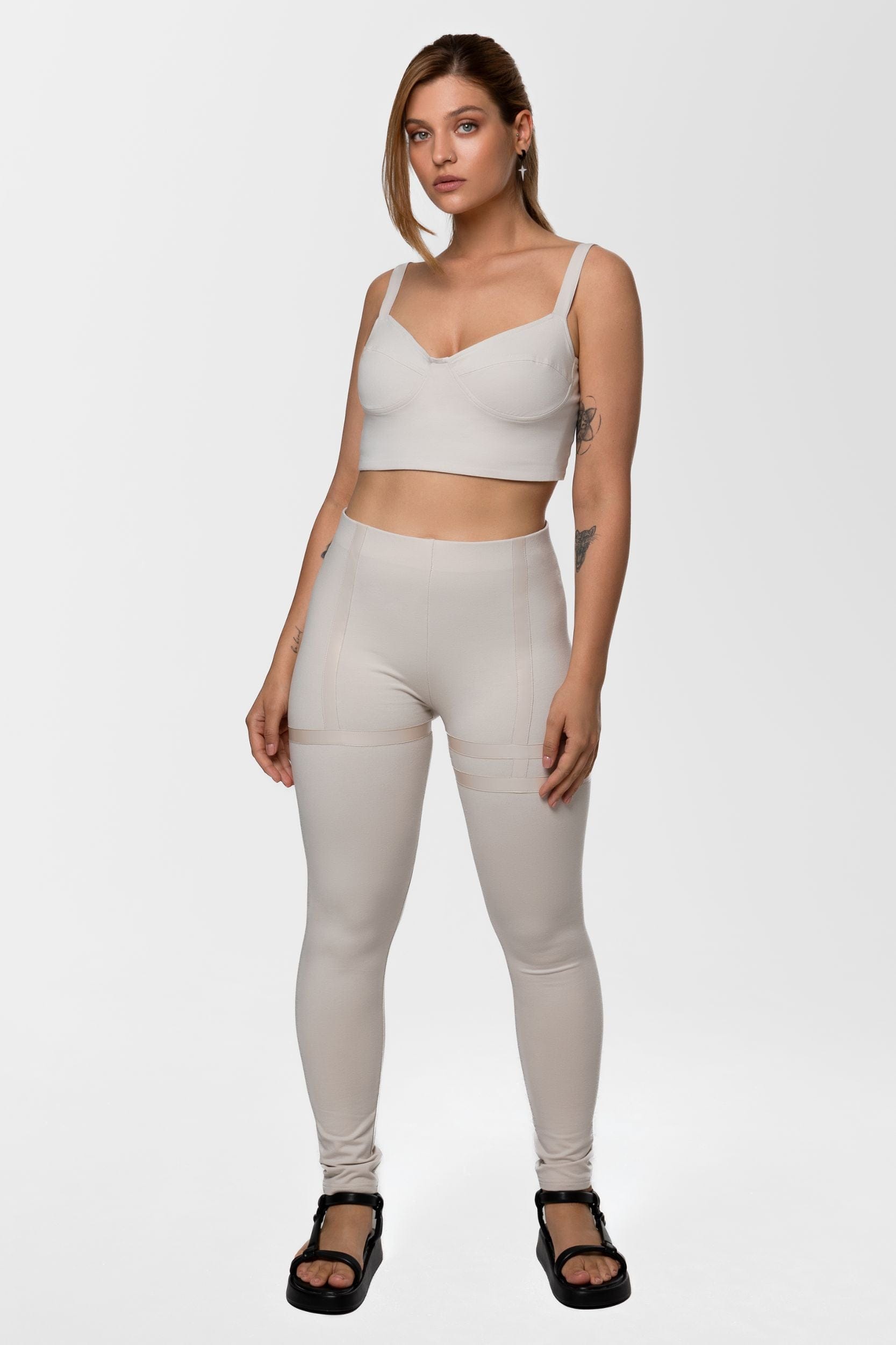 MDNT45 Garter leggings