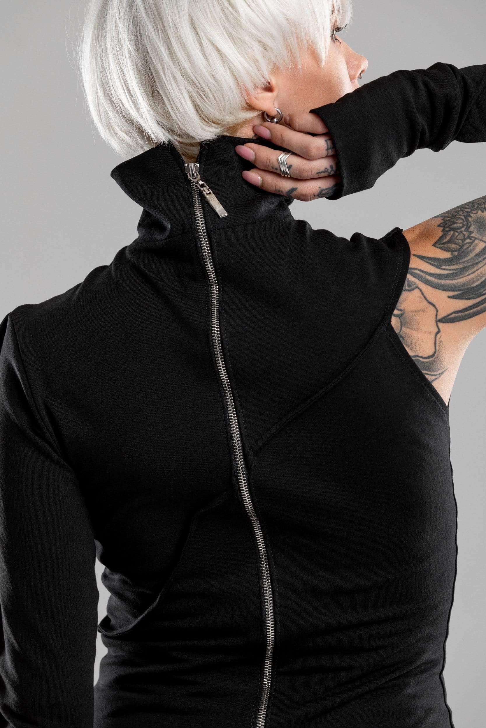 MDNT45 Minimalistic black dress