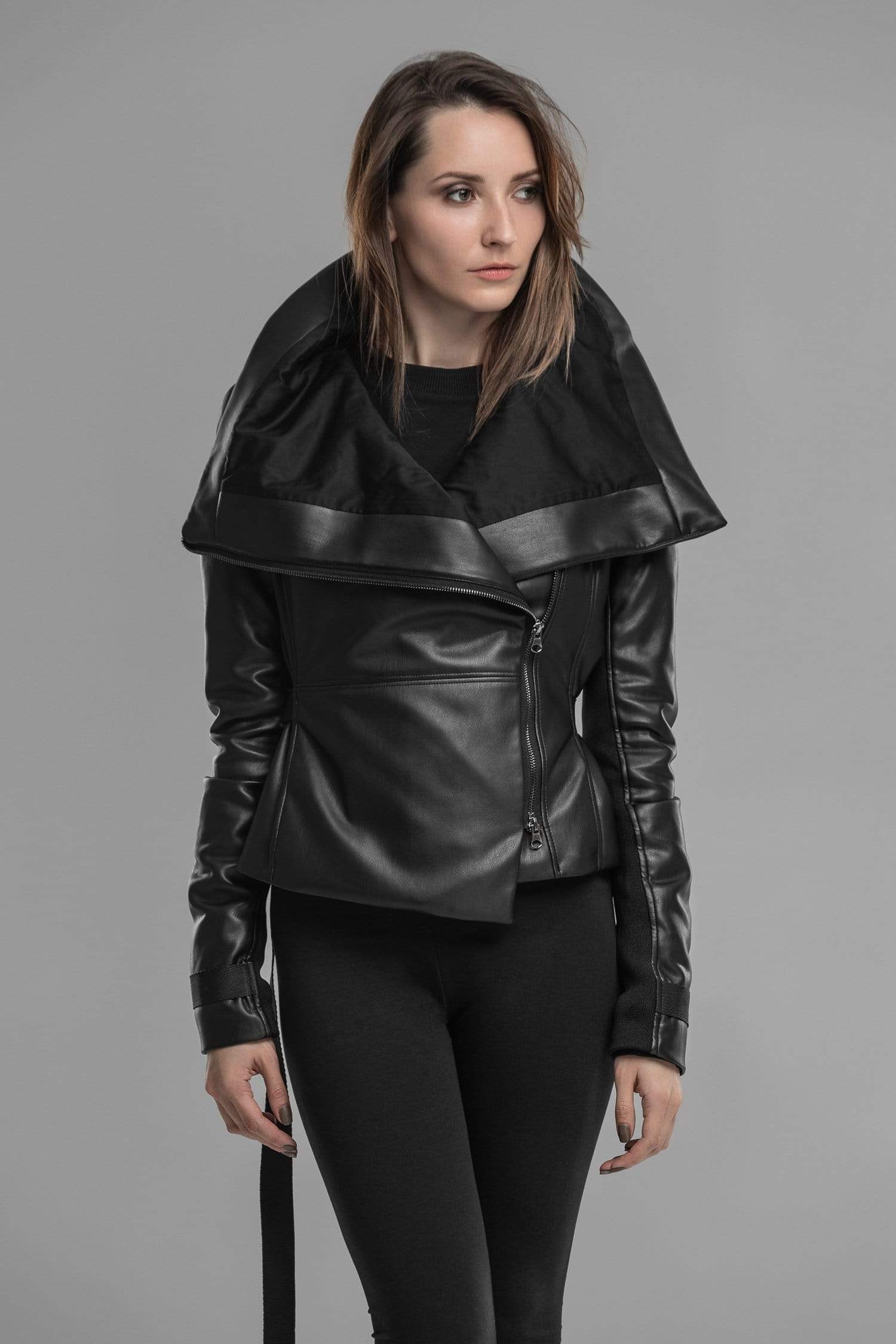 MDNT45 Nayami Jacket
