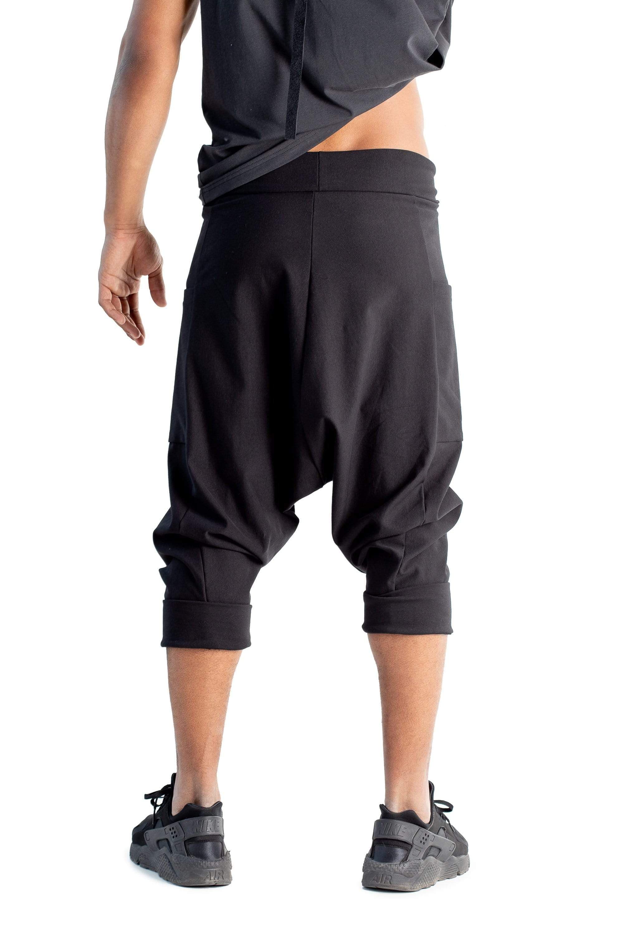 MDNT45 Pants Black shorts in Aladdin style