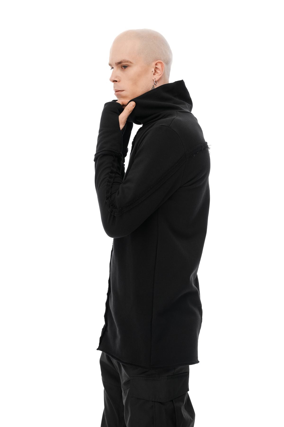 MDNT45 Suture turtleneck