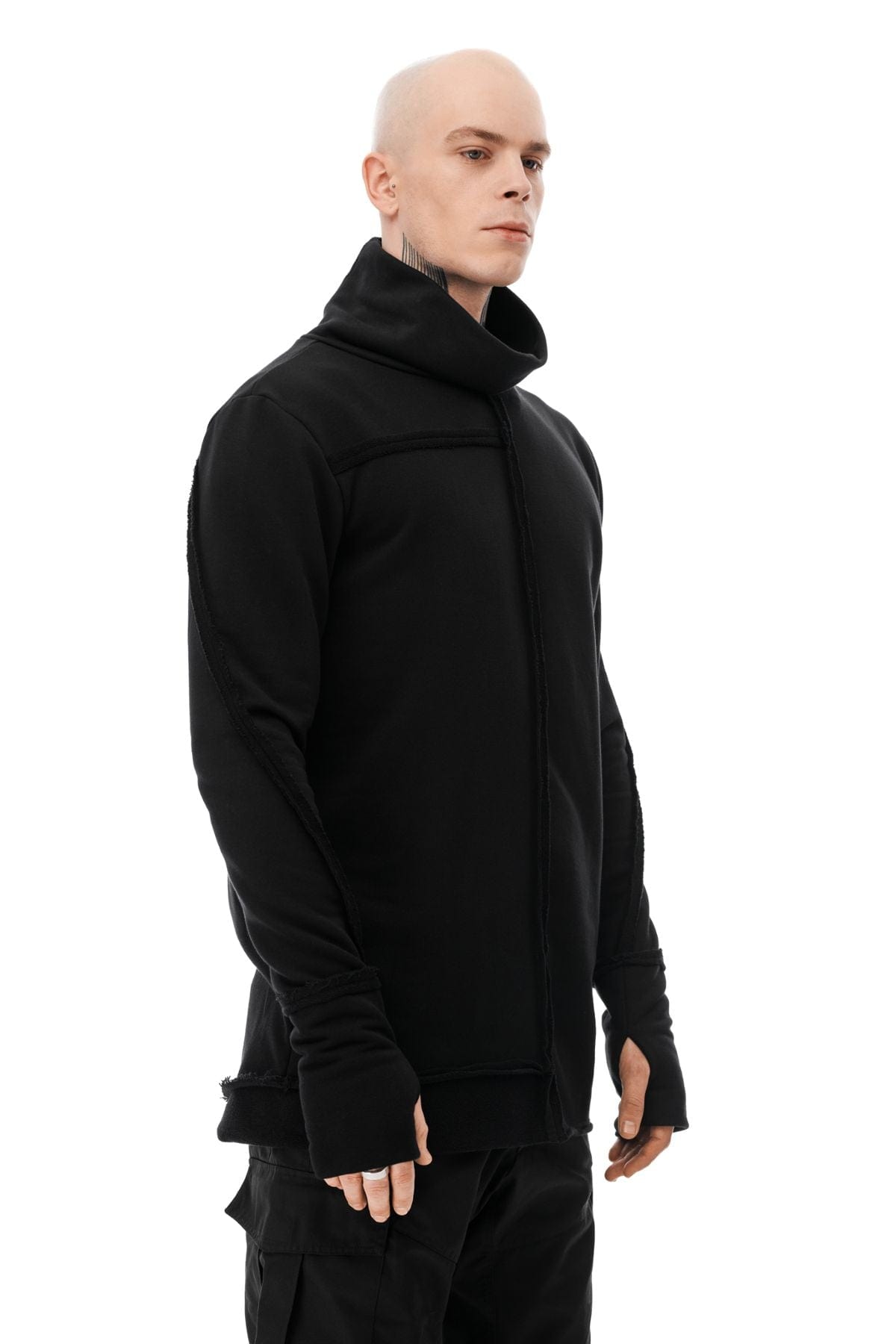 MDNT45 Suture turtleneck