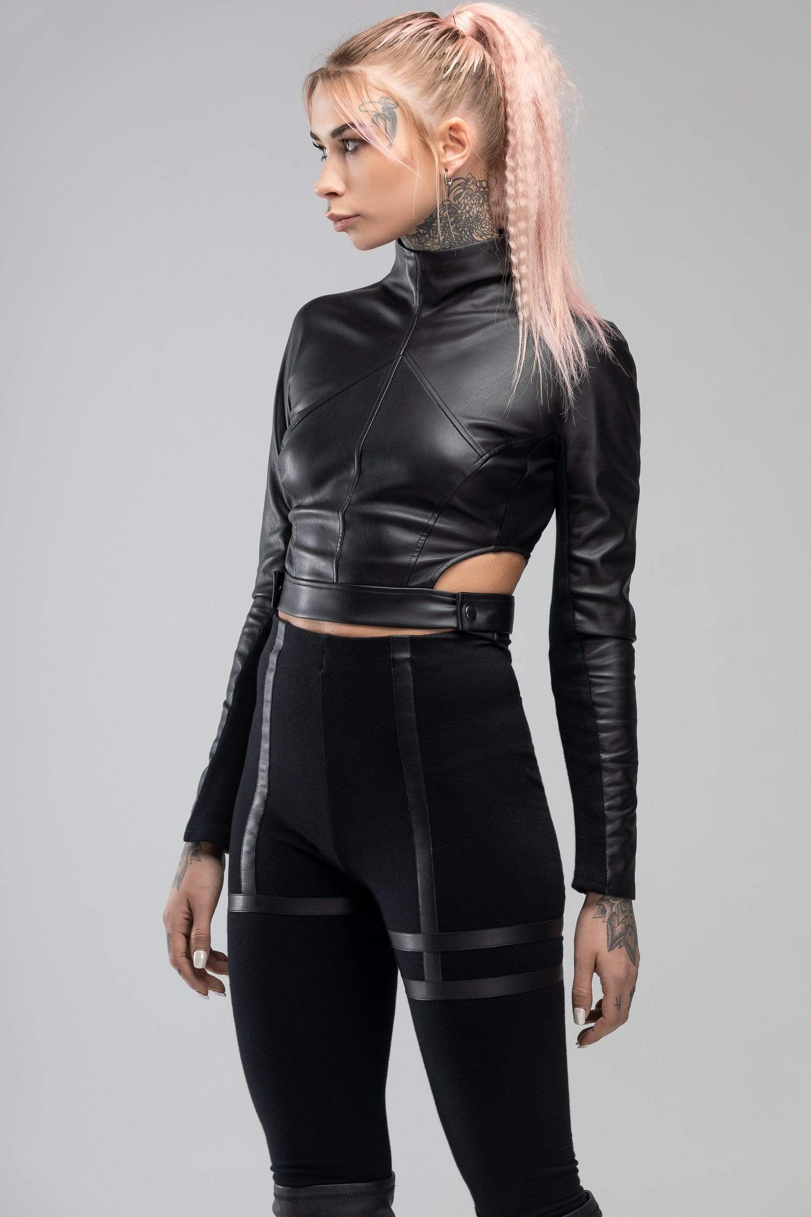 MDNT45 Sweaters, Tunics & Tops Black crop top