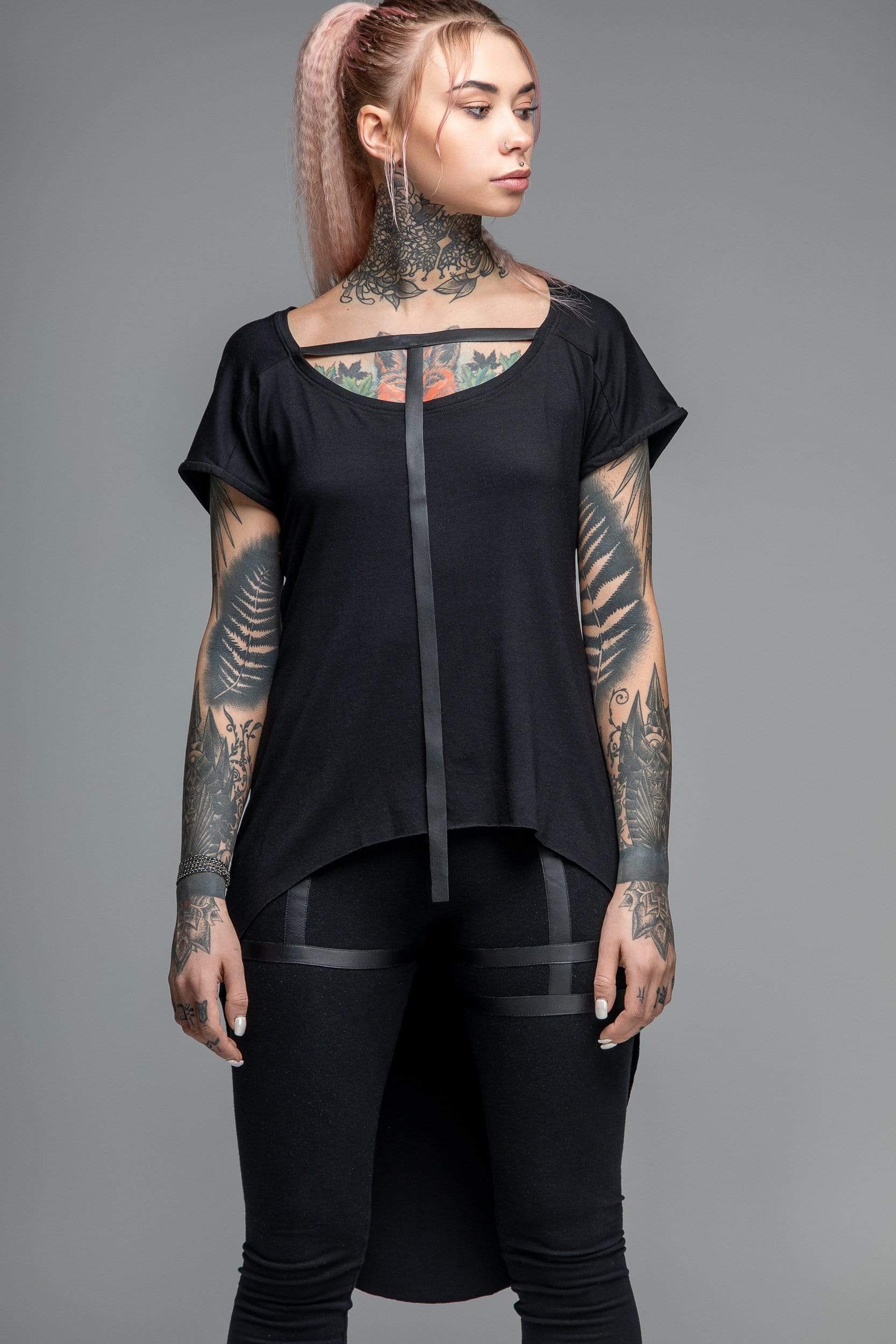 MDNT45 Sweaters, Tunics & Tops Women Black Train Tunic