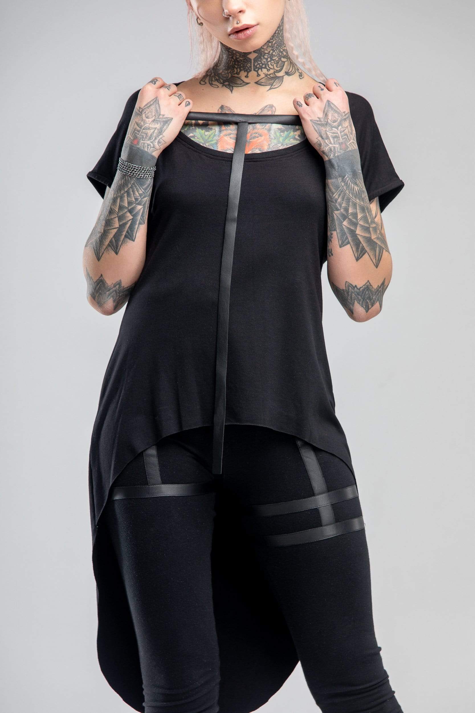 MDNT45 Sweaters, Tunics & Tops Women Black Train Tunic