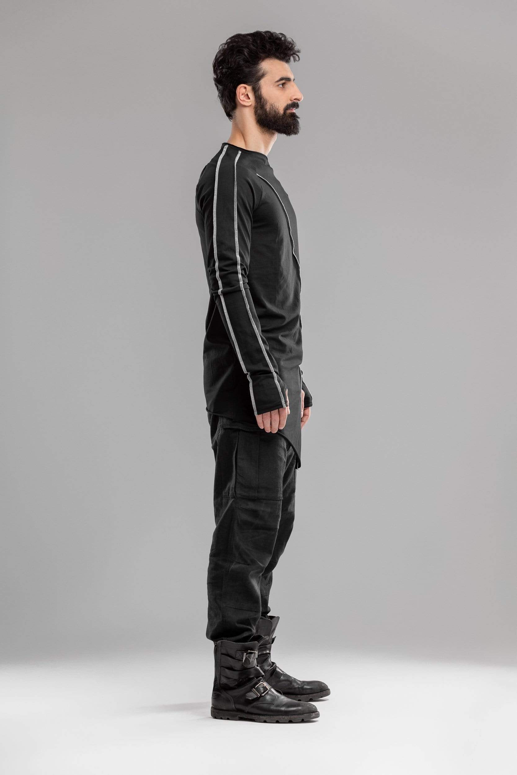 MDNT45 Tops & T-shirts Black asymmetric jumper