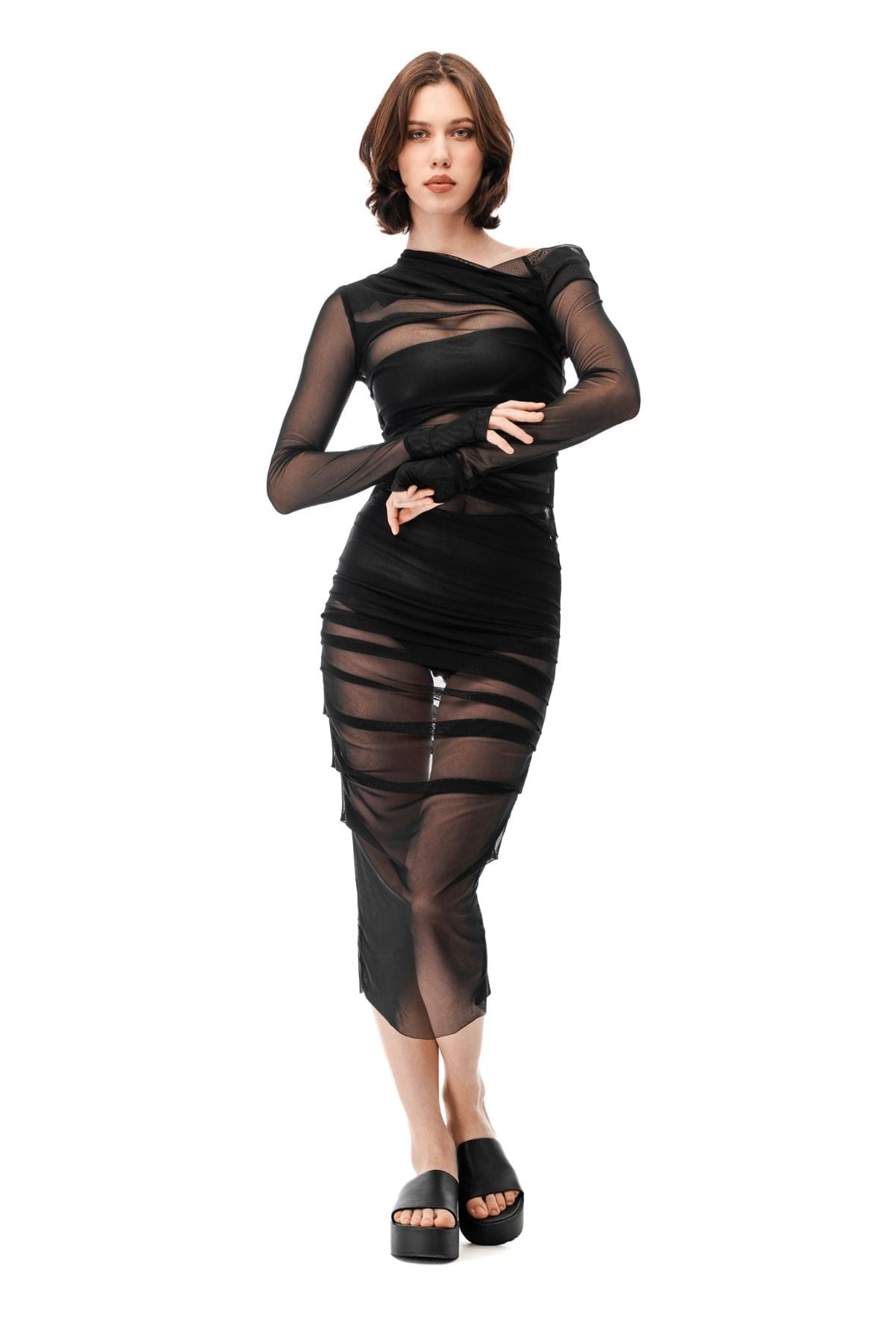 MDNT45 Viraya textured dress