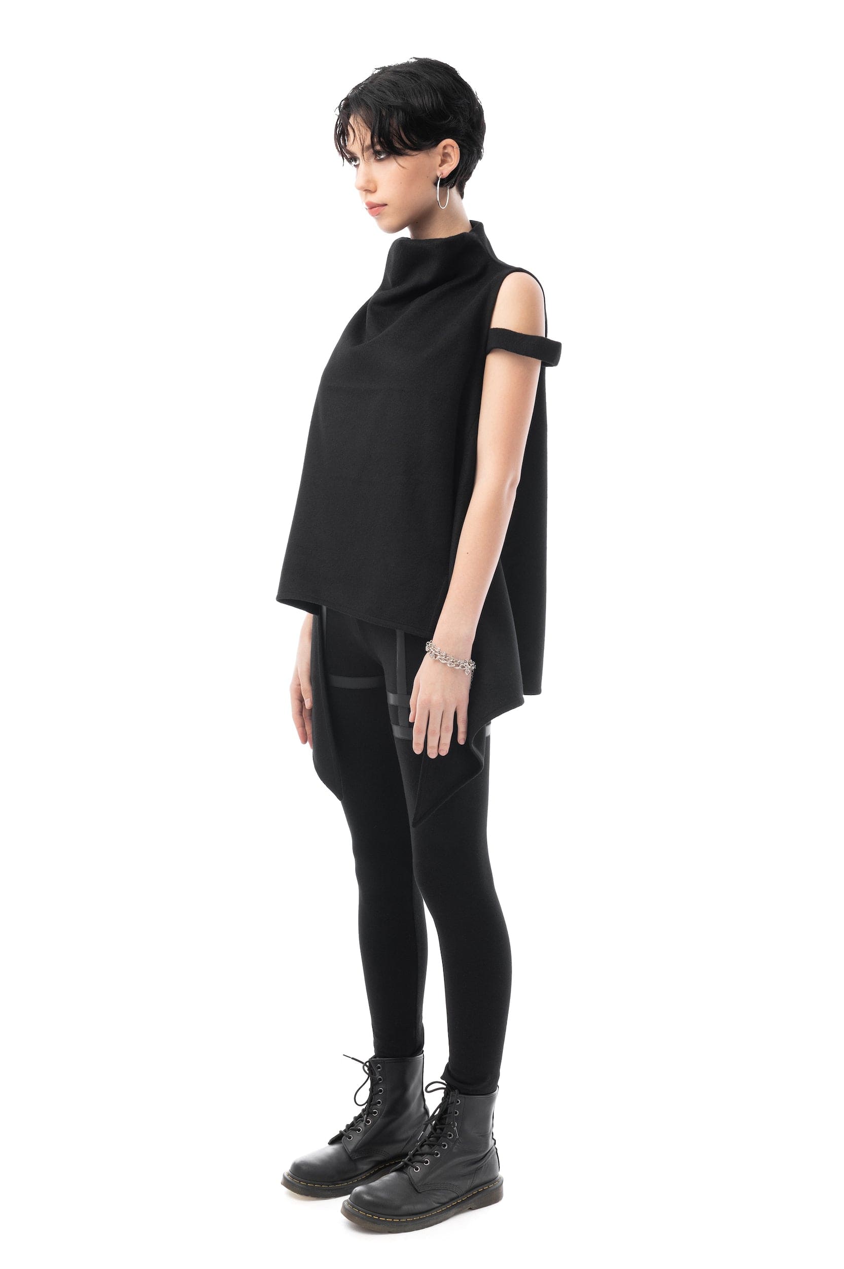 MDNT45 Weit vest