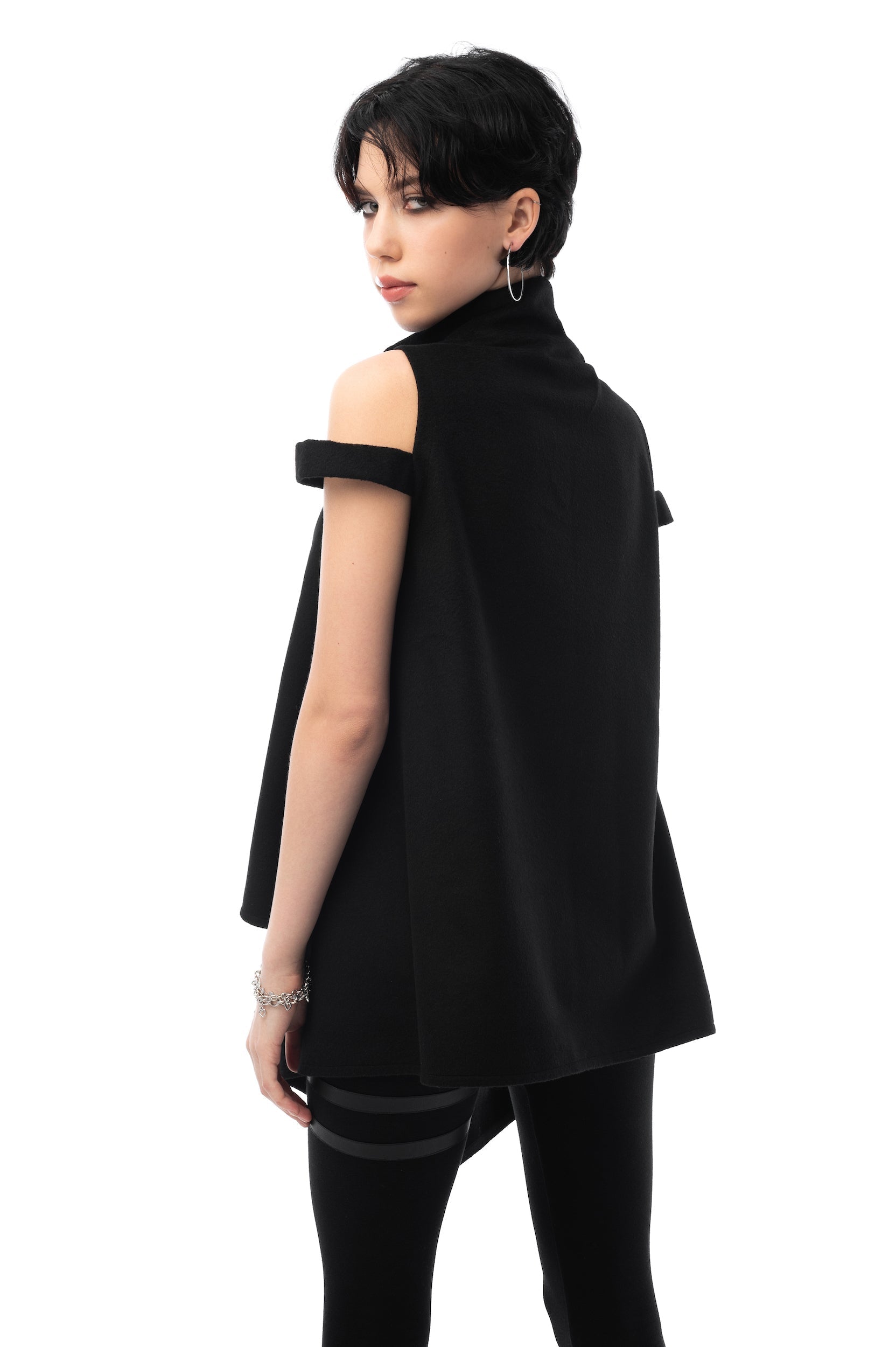 MDNT45 Weit vest