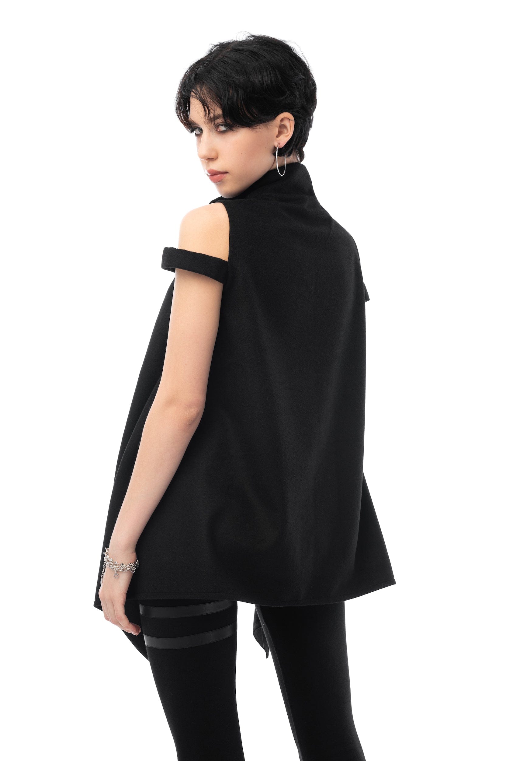 MDNT45 Weit vest