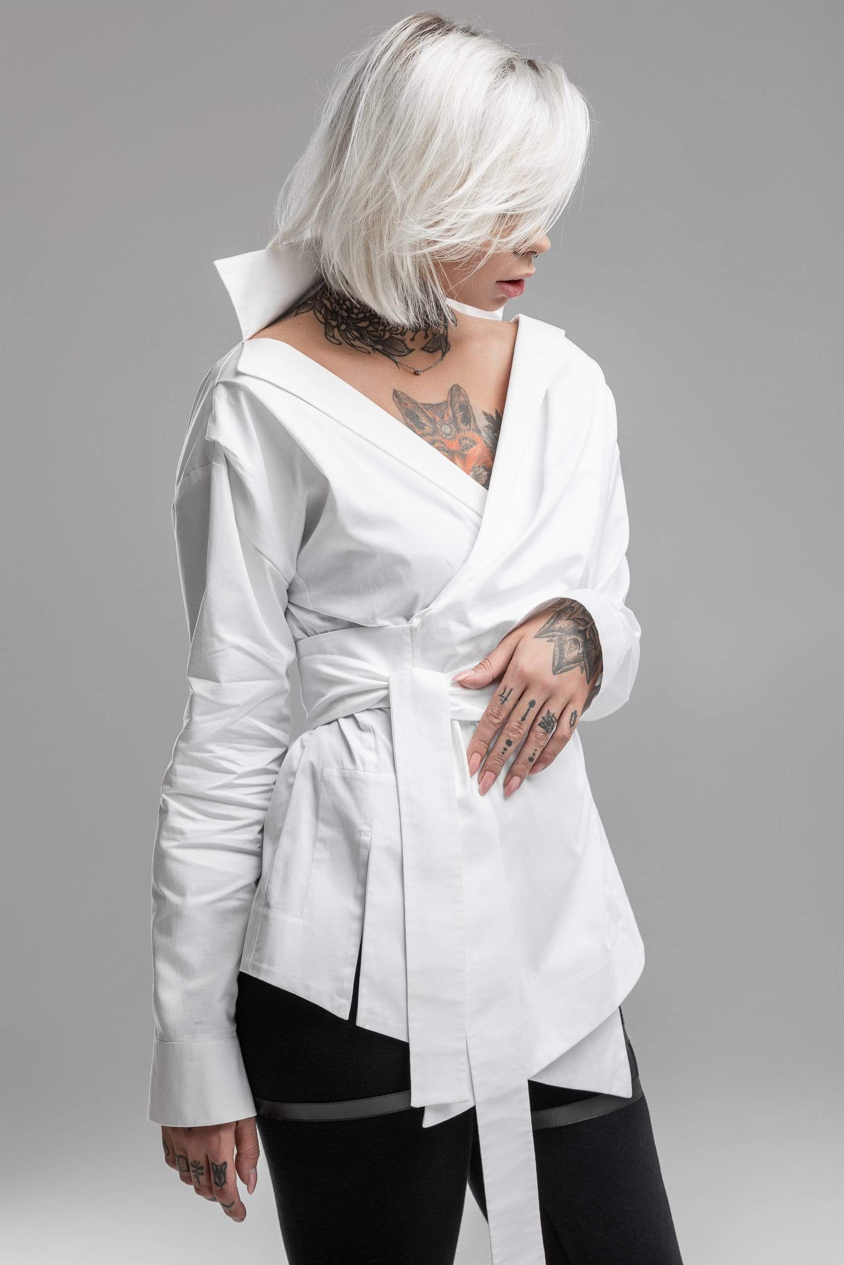 MDNT45 White Lotus Women's Shirt