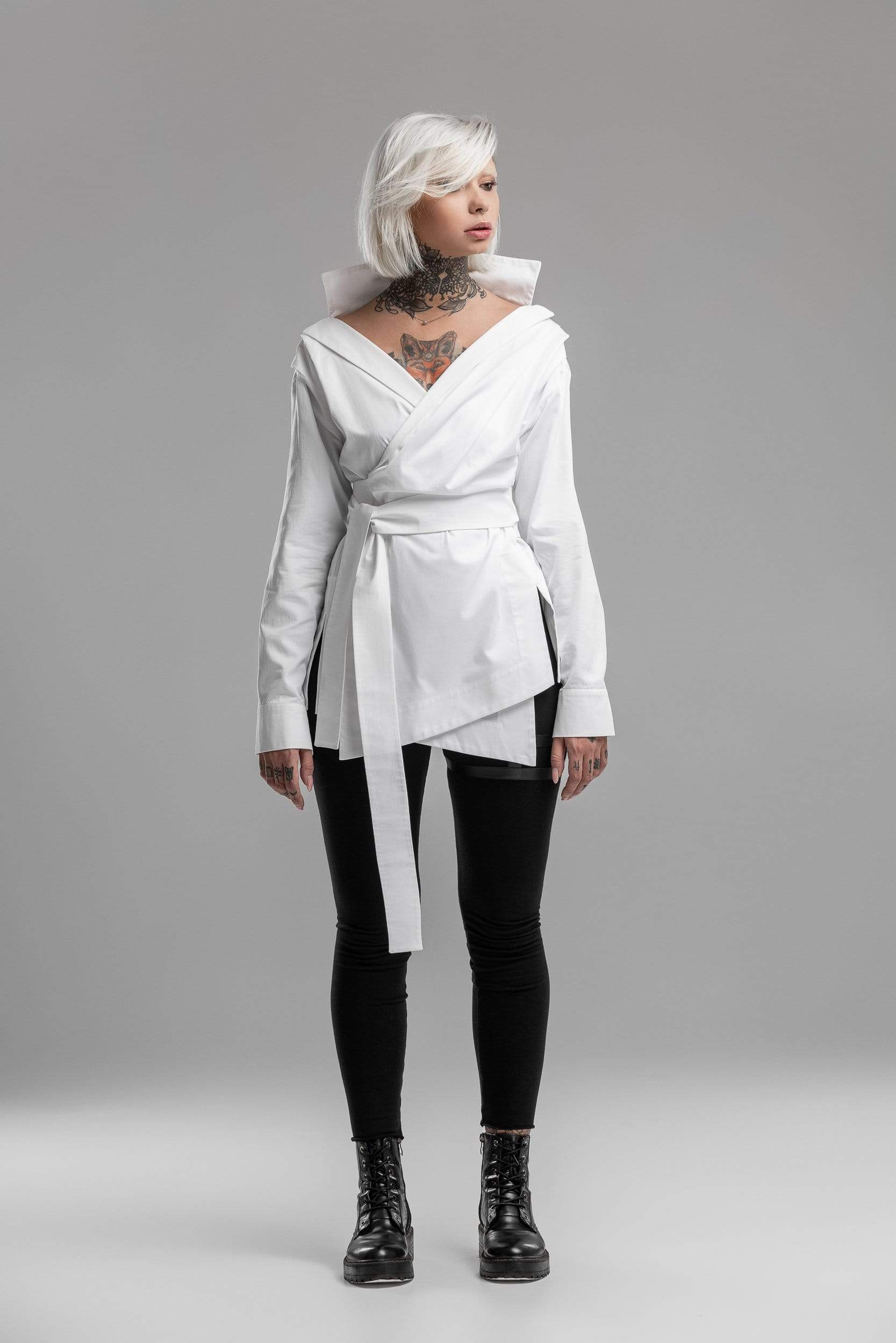 MDNT45 White Lotus Women's Shirt
