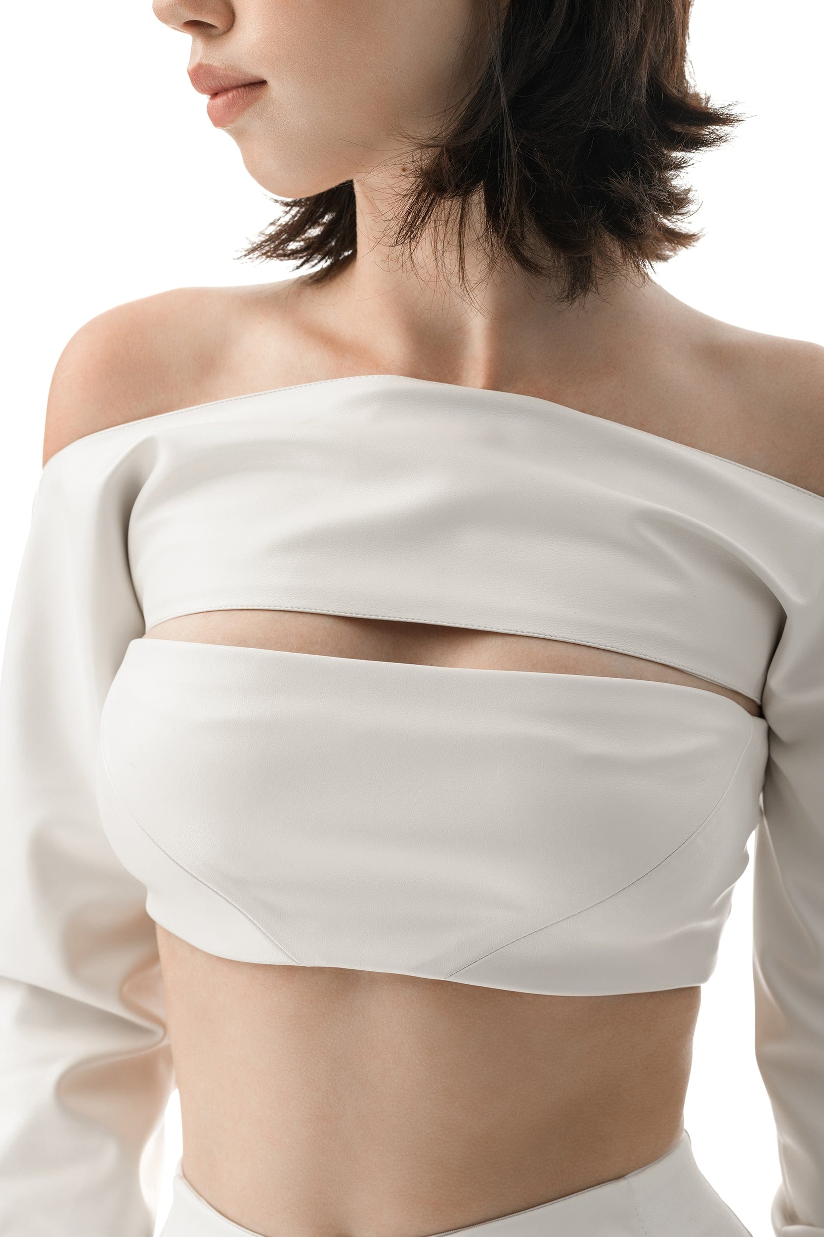 MDNT45 White Nigh Bolero