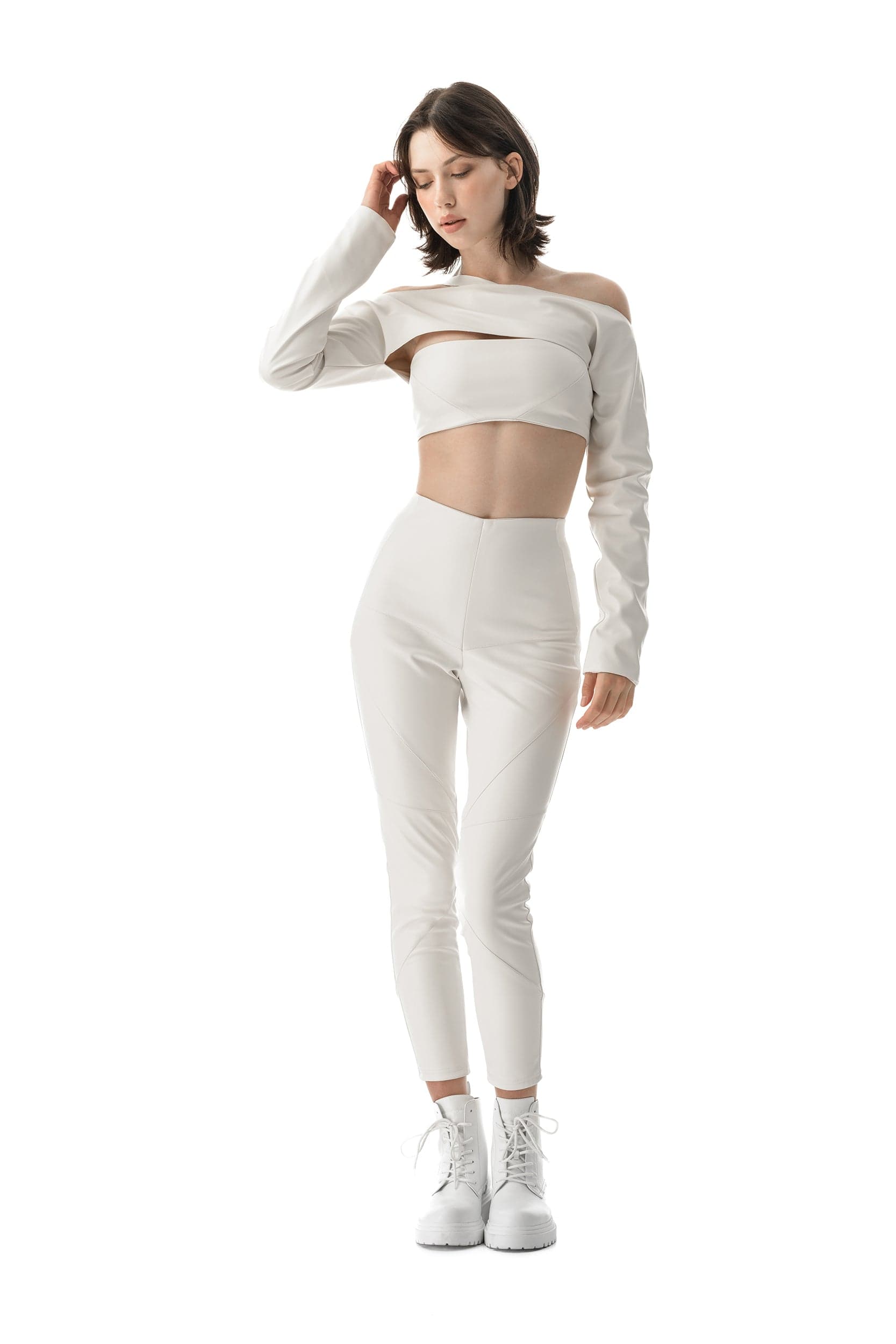 MDNT45 White Nigh Bolero