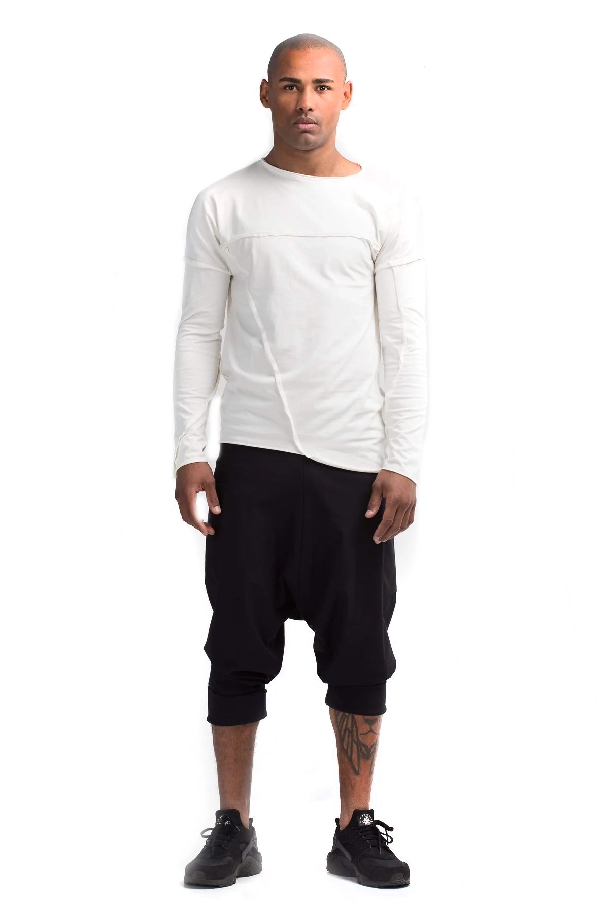 Bundle: Black & White Long Sleeve T-shirt