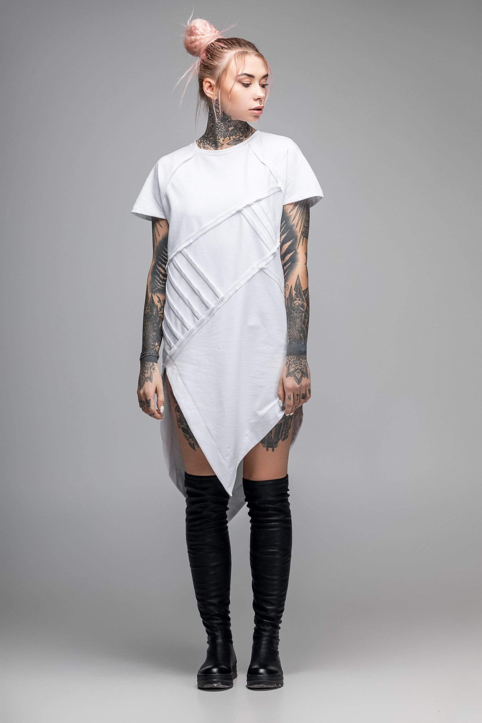 MDNT45 Dresses Asymmetric white T-shirt dress