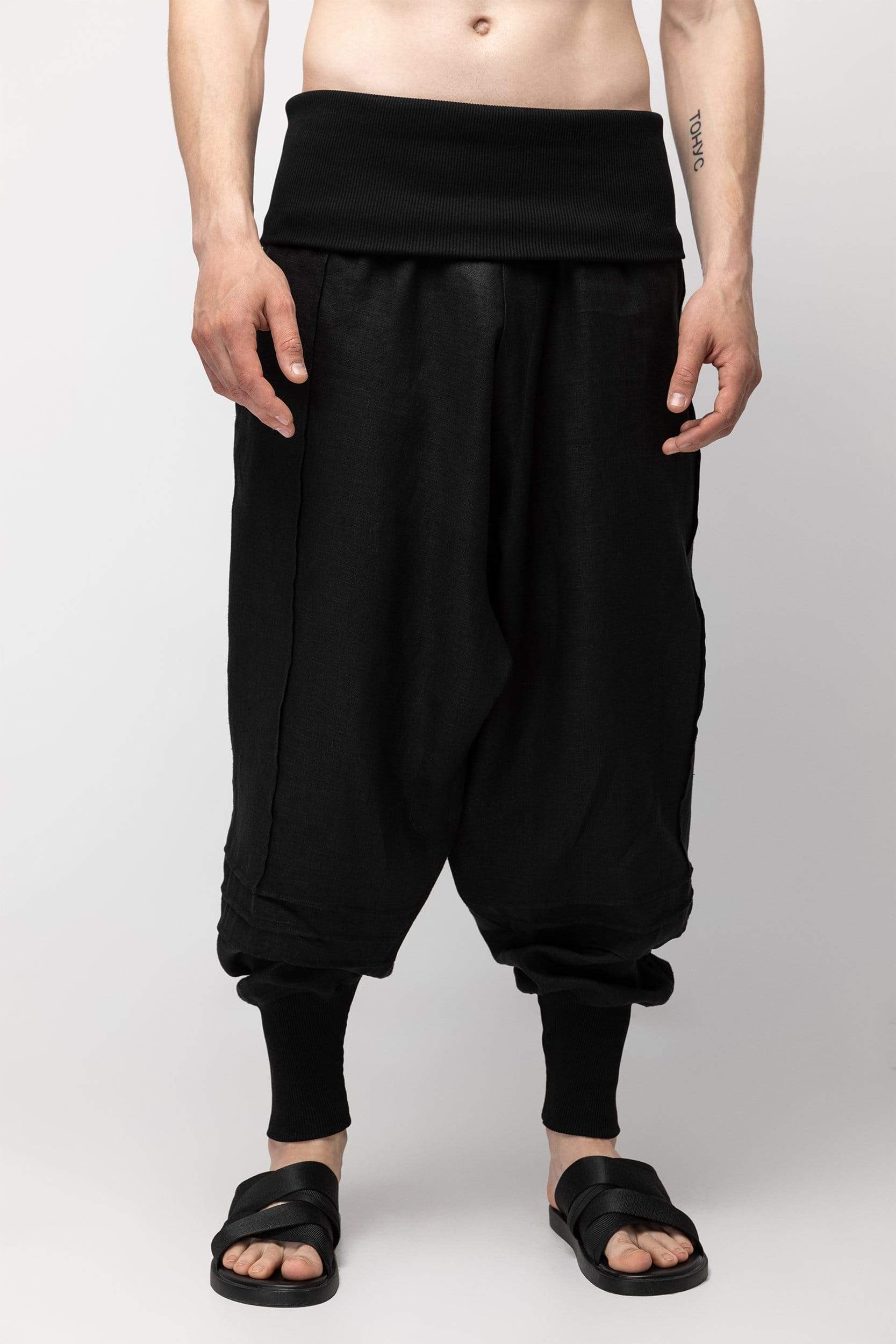 Supesu Pants Black – MDNT45 | mdnt45.com