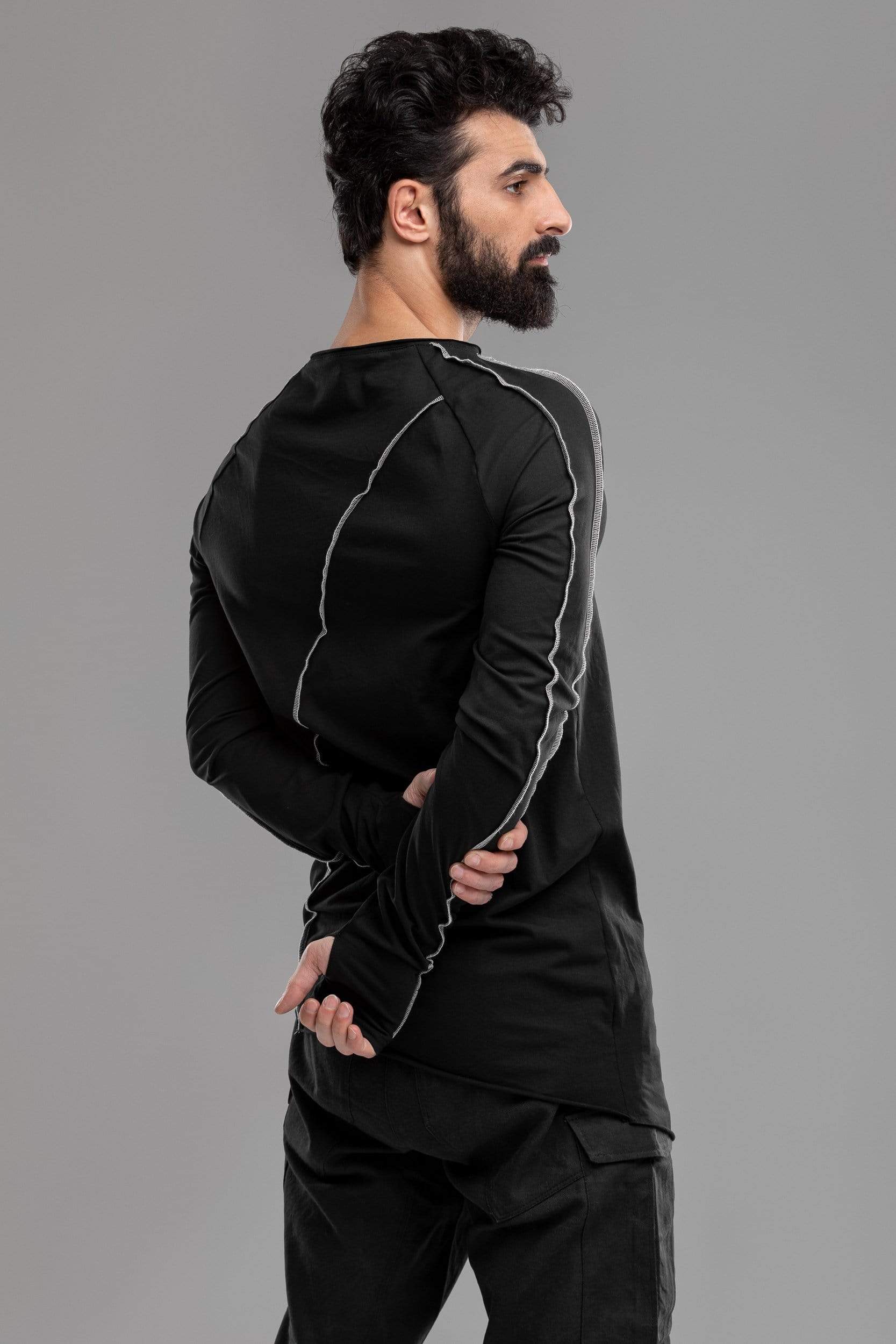 MDNT45 Tops & T-shirts Black asymmetric jumper
