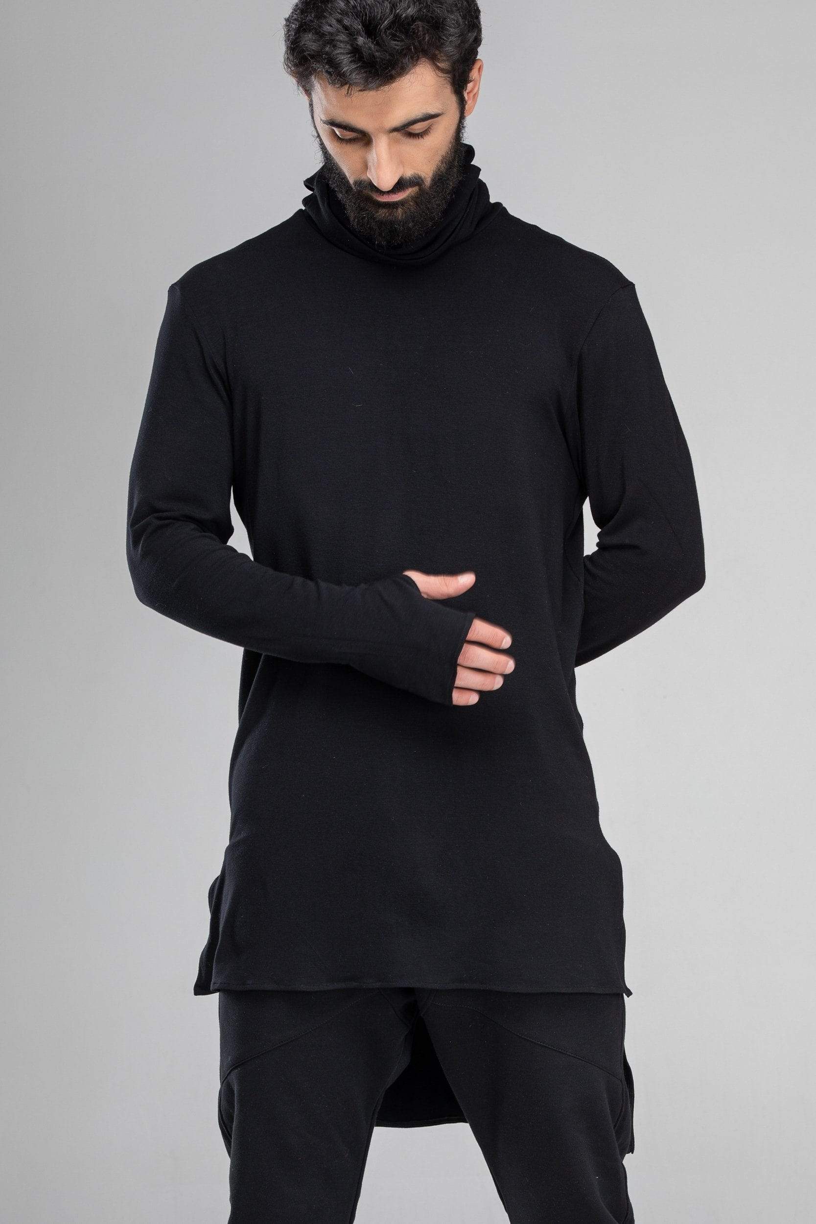 MDNT45 Tops & T-shirts Black turtleneck sweater